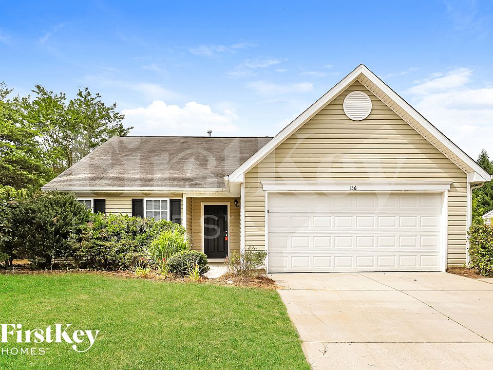 1st image of 136 Rockbridge Ct