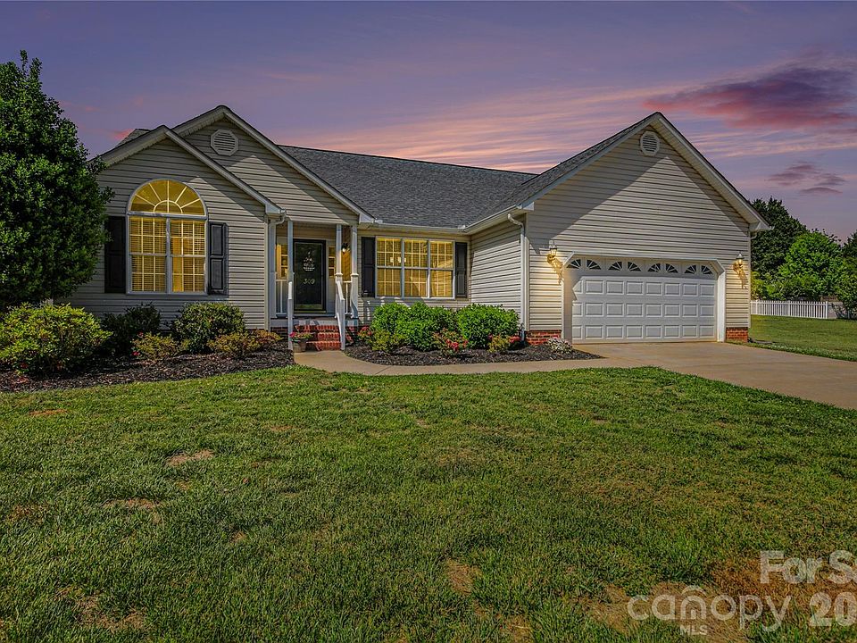 1st image of 309 Foxcress Dr
