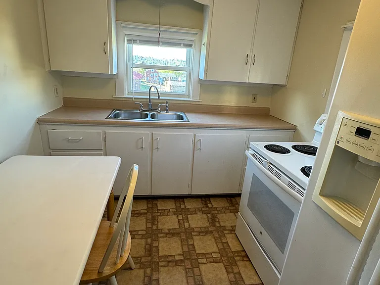 Eat in Kitchen