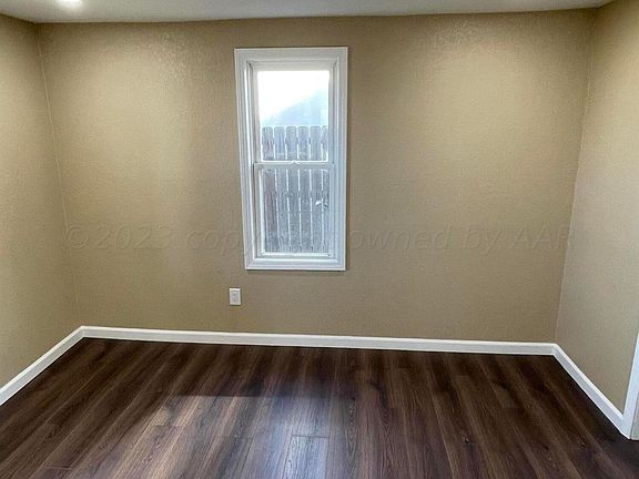 2nd image of 217 W 5th St