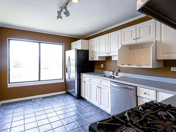 5th image of 1940 N Hidden Creek Cir Unit 3