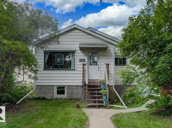 10950 73rd Ave NW, Edmonton, AB T6G 0C2