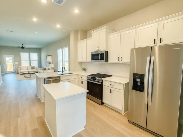 145 Great Sequoia Ln, Dripping Springs, TX 78620