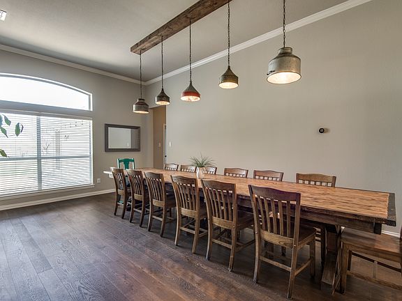 4th image of 108 Island Cir