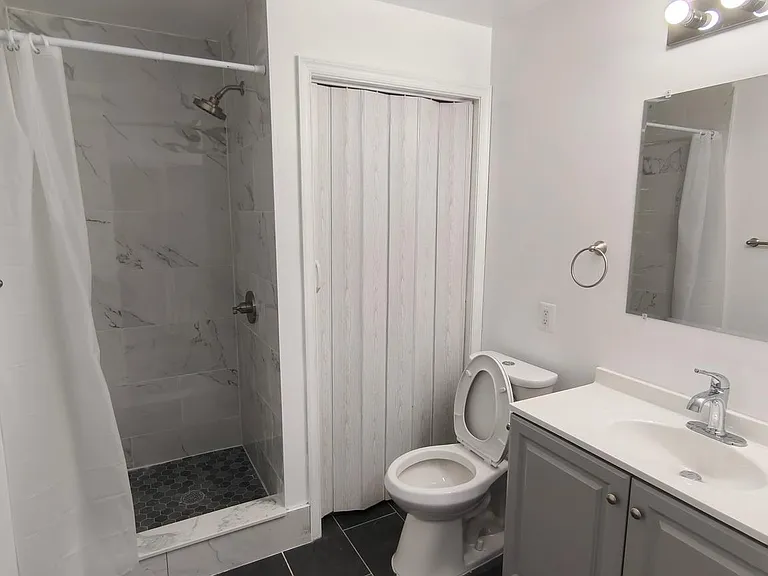 1020 Hamilton St #11 — Photo 13
