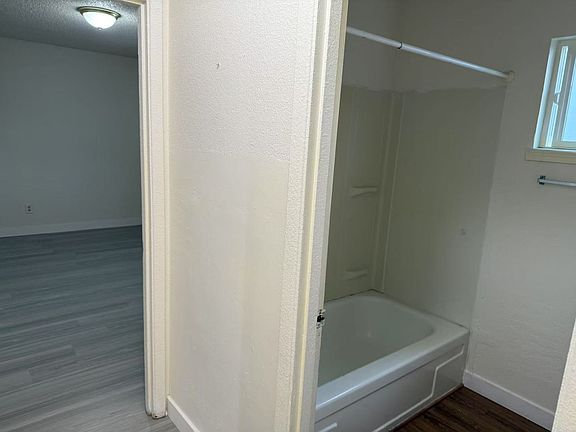 3rd image of 3550 SE 130th Ave APT 6