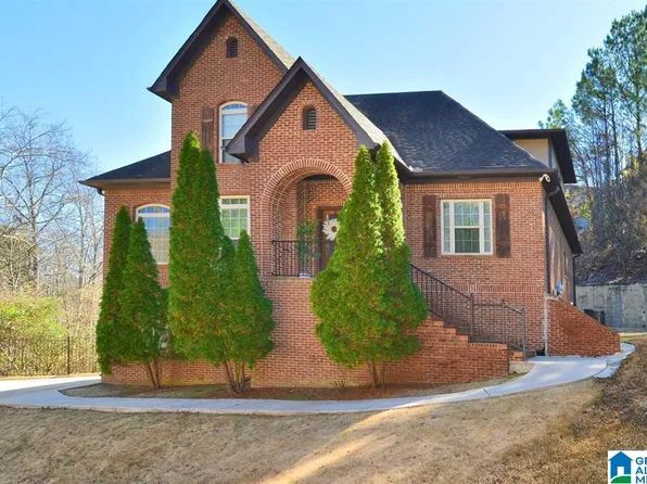 221 Castlehill Dr, Vestavia, AL 35226