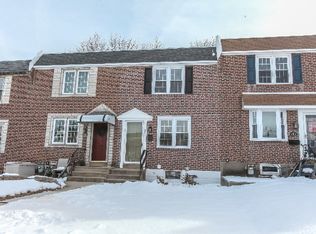 271 Gramercy Dr, Clifton Heights, PA 19018