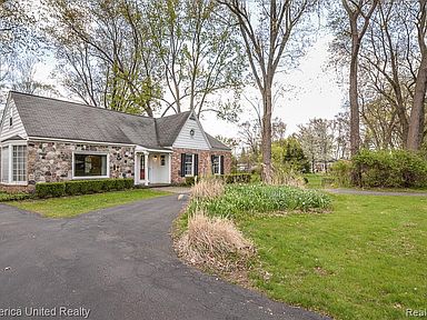 25660 Code Rd Southfield Mi 48033 Zillow
