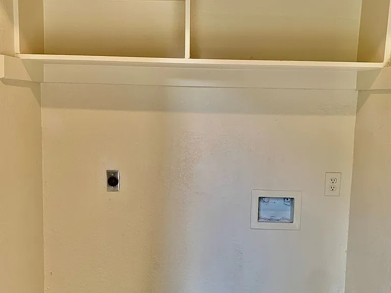 8100 Creekbend Dr #157 — Photo 15