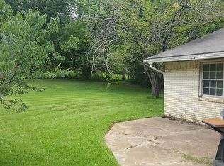 1614 W Gandy St, Denison, TX 75020