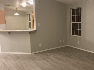 501 Whisper Pointe St SW, Albuquerque, NM 87121
