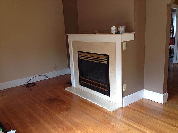 3rd image of 3312 Royal Pl