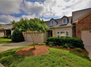 489 Collingswood Dr, Winston Salem, NC 27127