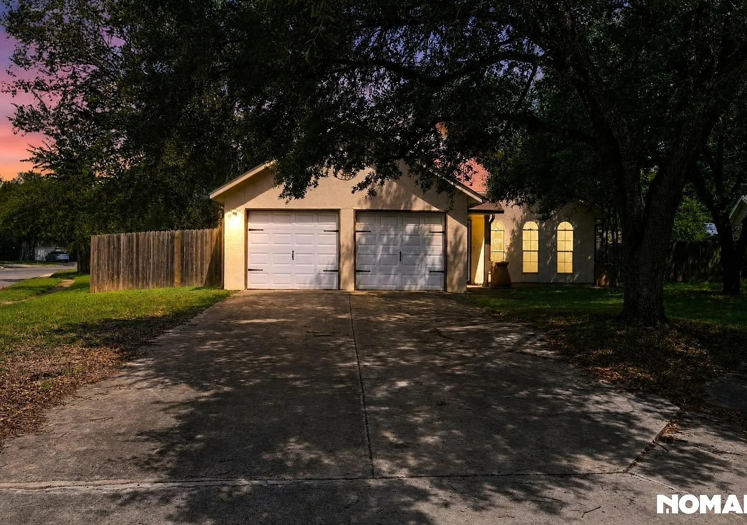 3 Bedroom Single Family in San Antonio — Photo 1