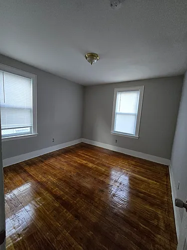 71 Willis St Photo 1