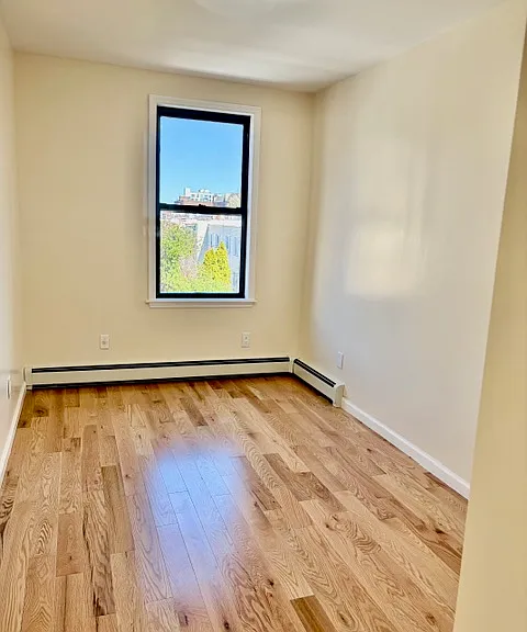38-09 48th Ave #2 — Photo 3