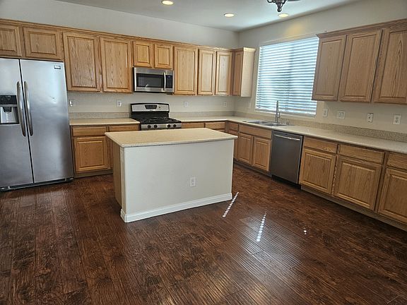 3rd image of 9491 Bighorn Point Ct