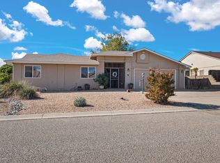 6282 Roadrunner Loop NE, Rio Rancho, NM 87144