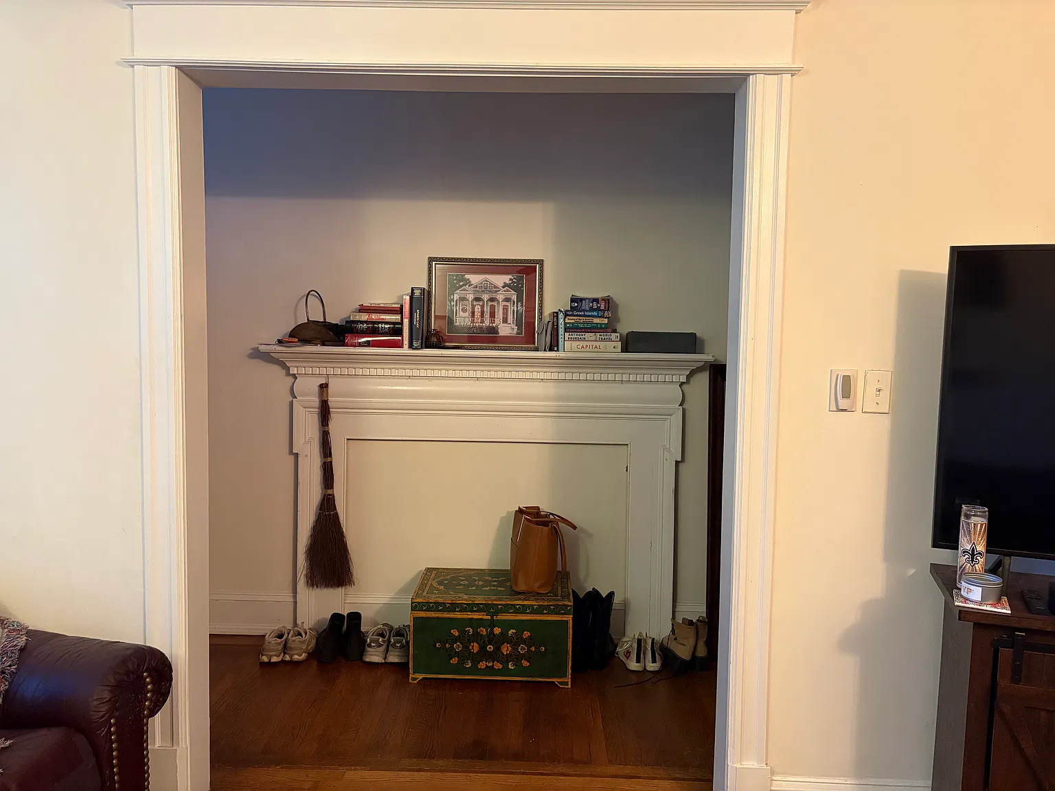 4 bed, 1220 sqft, $3,825 — Photo 3