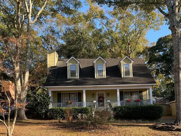 3005 Autumn Ridge Dr W, Mobile, AL 36695