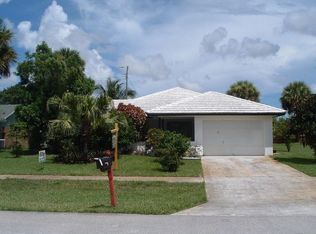 657 White Water Dr, West Palm Beach, FL 33413