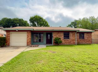 5024 Dupont Dr, Dallas, TX 75216