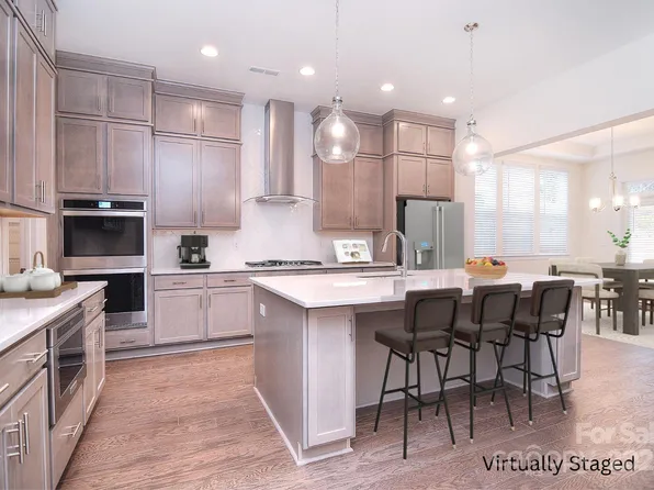 1364 Cedardale Ln, Denver, NC 28037