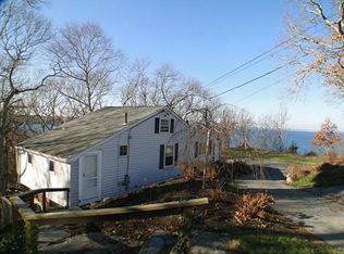 32 Bay Shore Dr, Plymouth, MA 02360