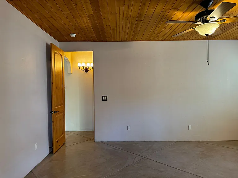 1717 N Baxter Dr — Photo 48