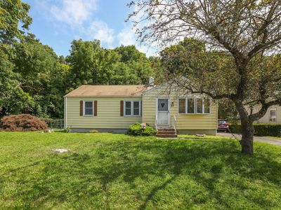 64 Dominican Rd, Branford, CT, 06405