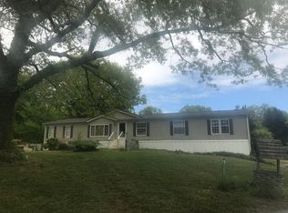 3601 Hudson Rd, Mascot, TN 37806