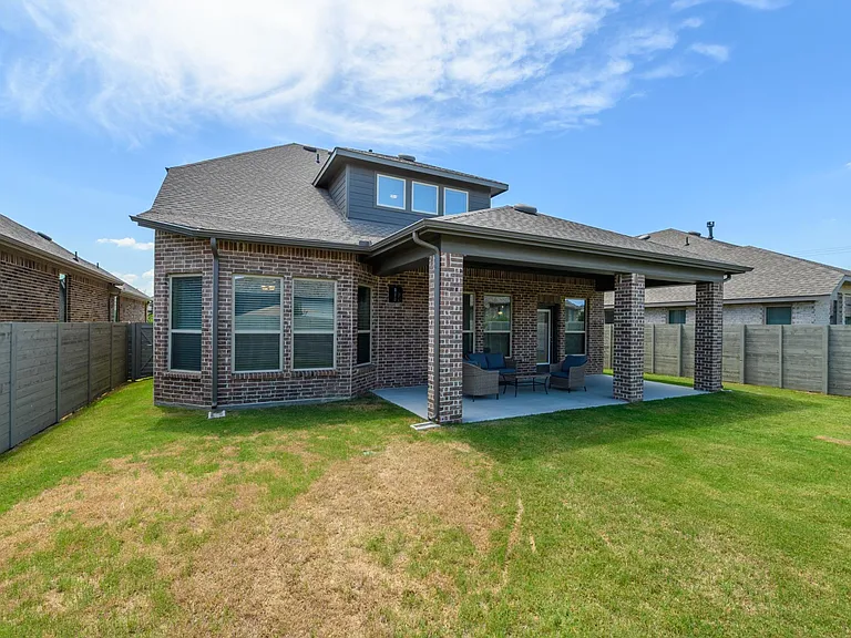 1604 Moss Trail Ct — Photo 36