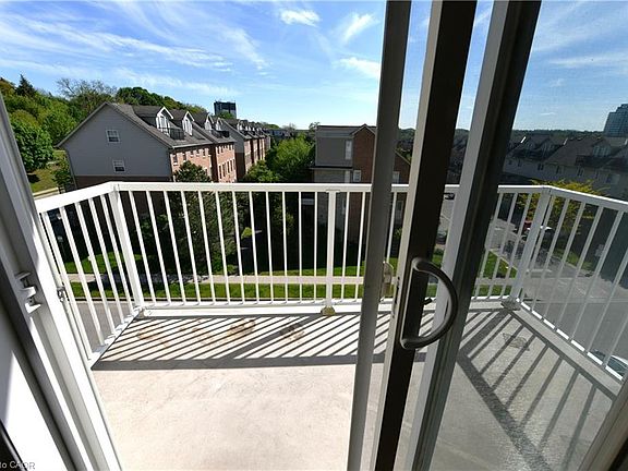 5th image of 8 Harris St #418