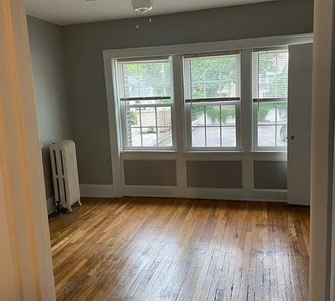 4th image of 2546 N Moreland Blvd #2
