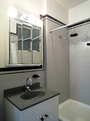 Rented by Town Residential | media 21