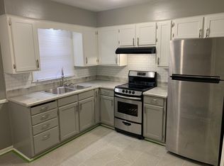 7207 Raytown Rd, Raytown, MO 64133