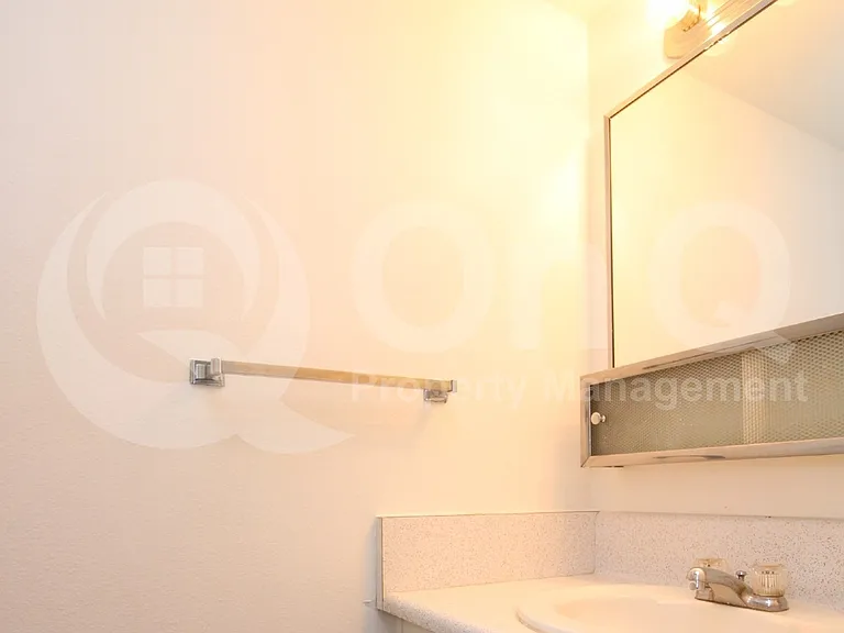 4526 N 15th Ave — Photo 23
