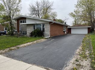 4343 W Linecrest Dr, Alsip, IL 60803