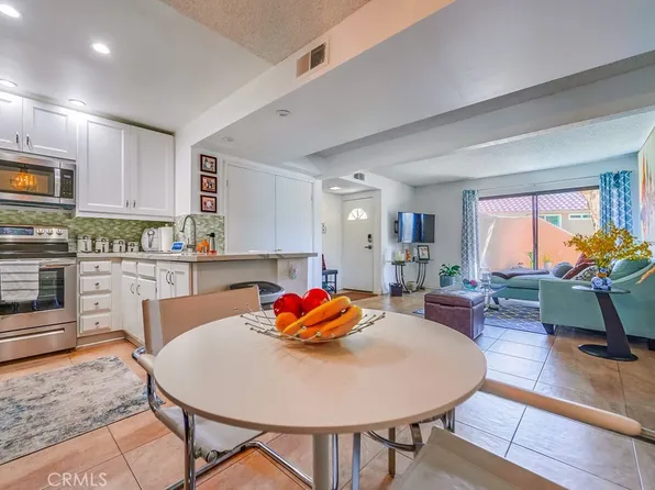 1500 W Edgehill Rd APT 43, San Bernardino, CA 92405