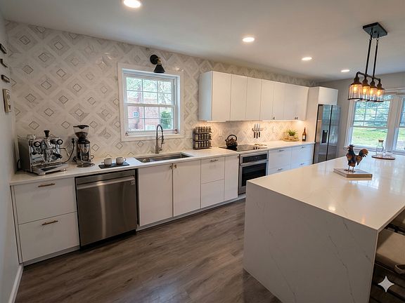 5th image of 6880 Brian Michael Ct