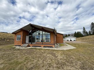 16 Pretty View Acres Rd, Republic, WA 99166