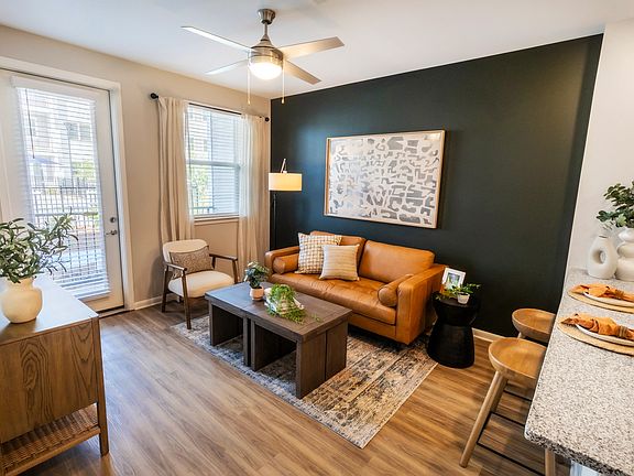 5th image of 235 Jonesboro Rd #1304