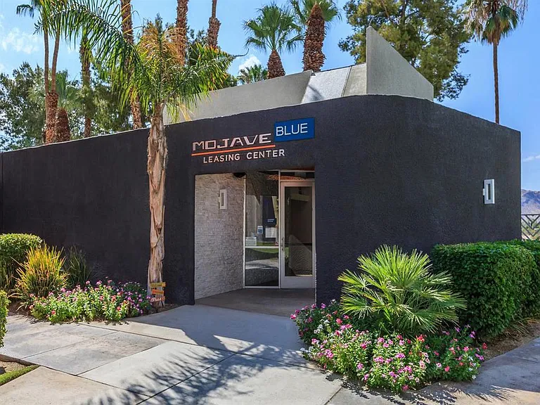 Mojave Blue Apartments — Photo 44