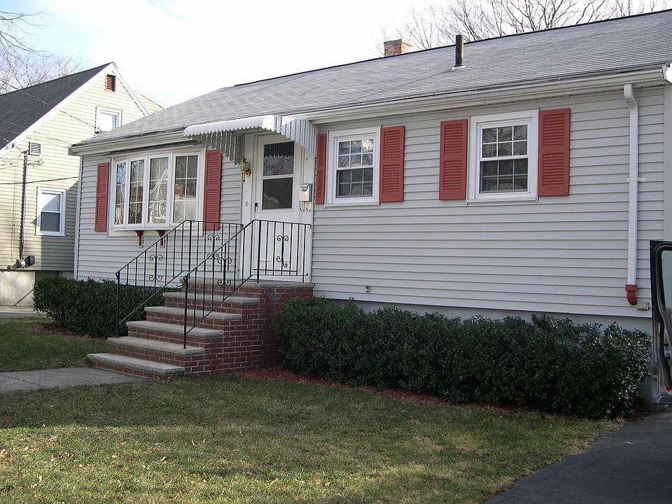 Well maintained ranch in cute neighborhood on cul de sac