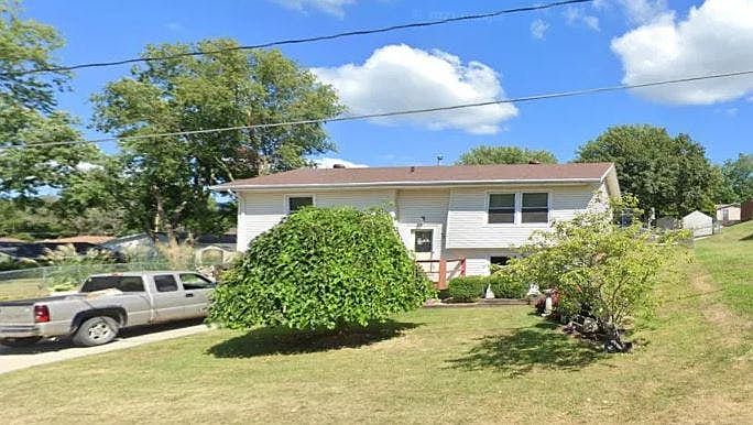 2nd image of 408 Highland Ave