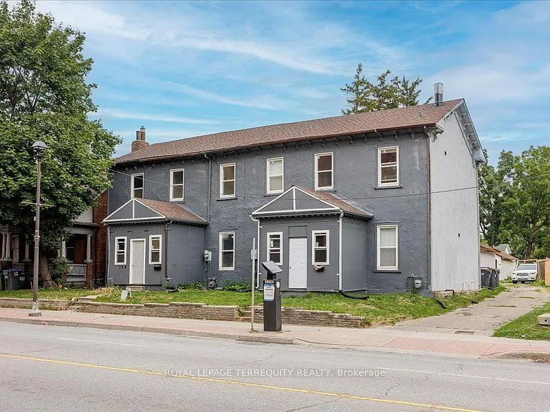 3 bed, $2,350 — Photo 3