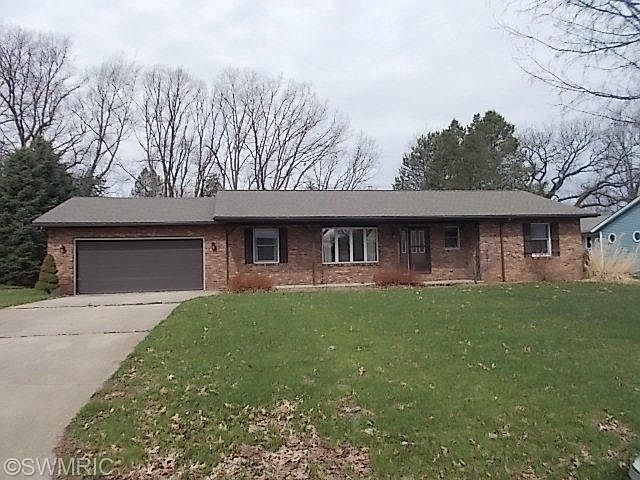 1st image of 816 Windigo Ln