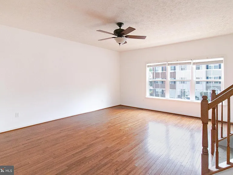 104 Stingray Ct — Photo 6