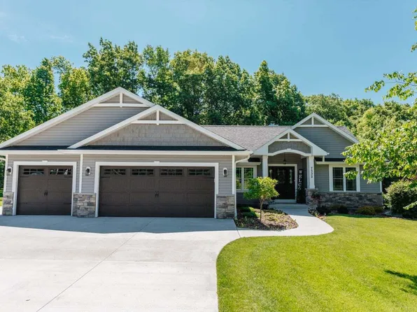 N7332 Nine Indian TRAIL, Elkhorn, WI 53121